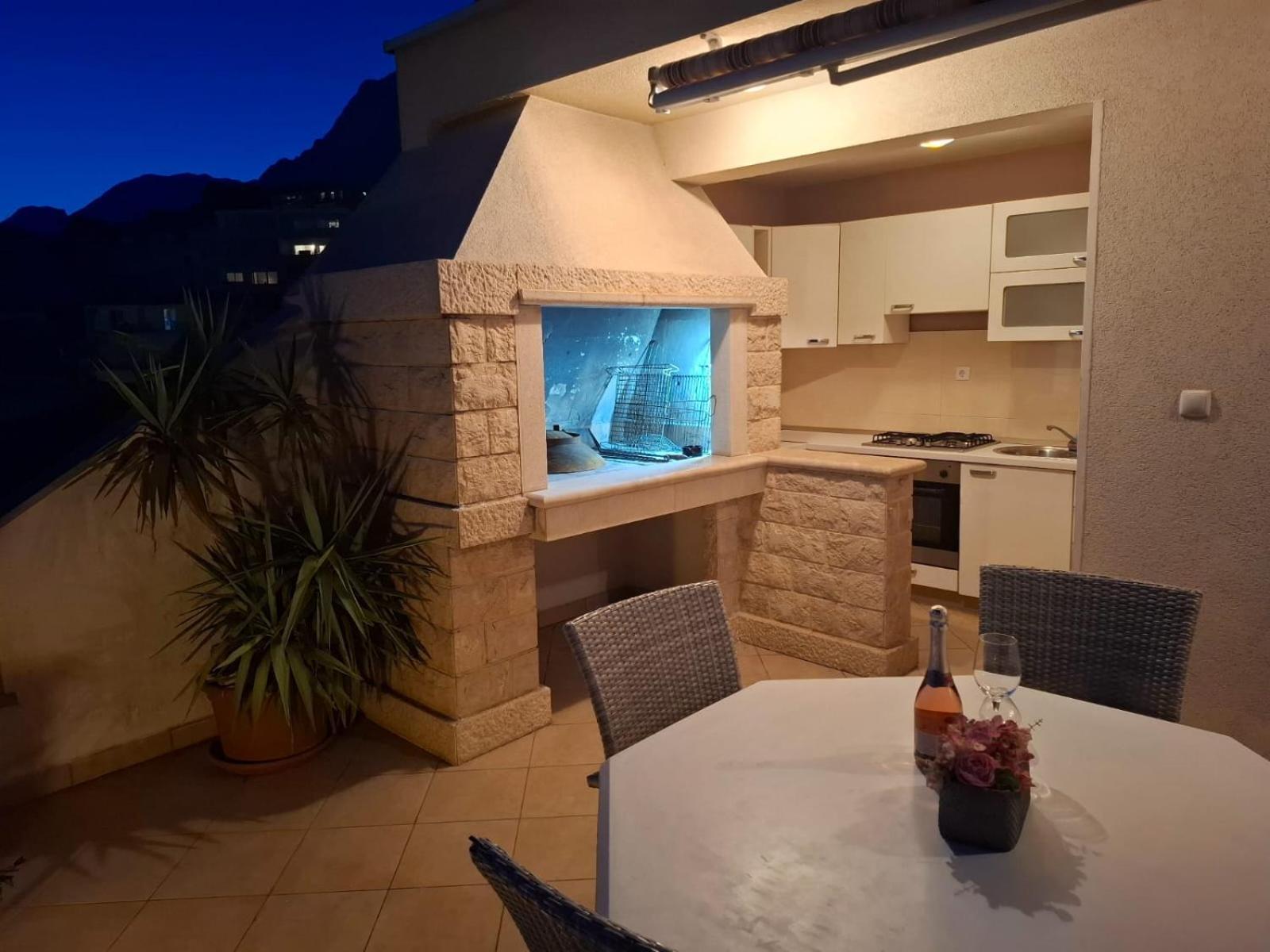 Happy Basset Terrace Διαμέρισμα Μακάρσκα Εξωτερικό φωτογραφία